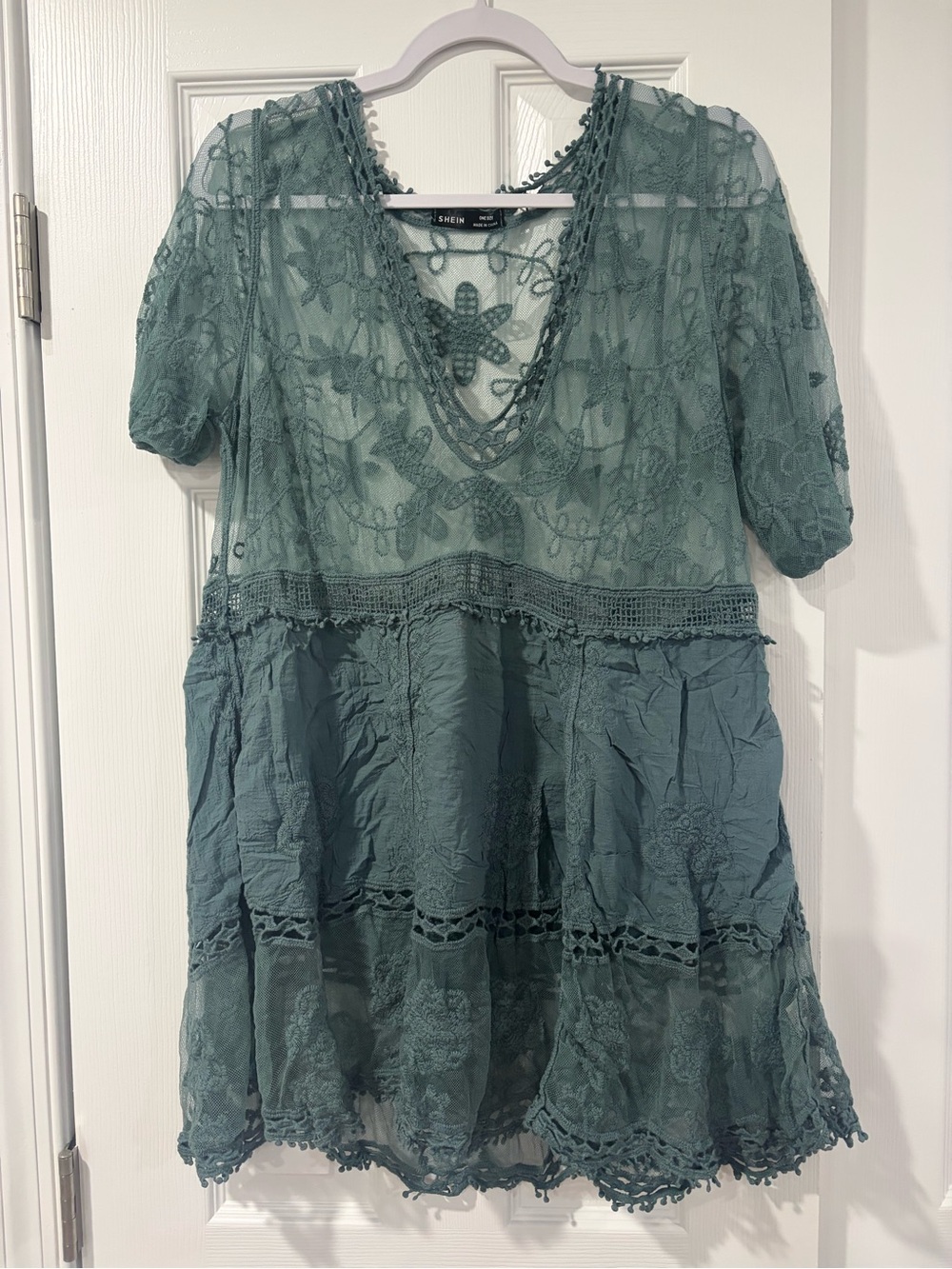 Green lace swim cover - Picture 1 of 5